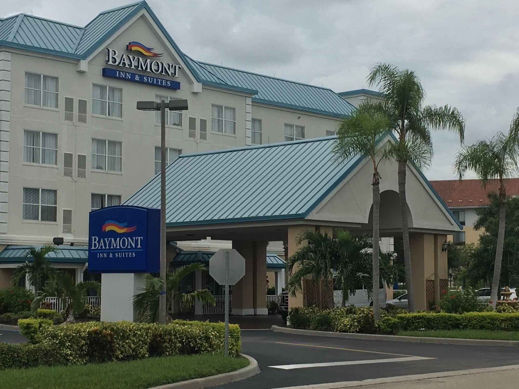 Baymont By Wyndham Fort Myers Airport Exterior photo